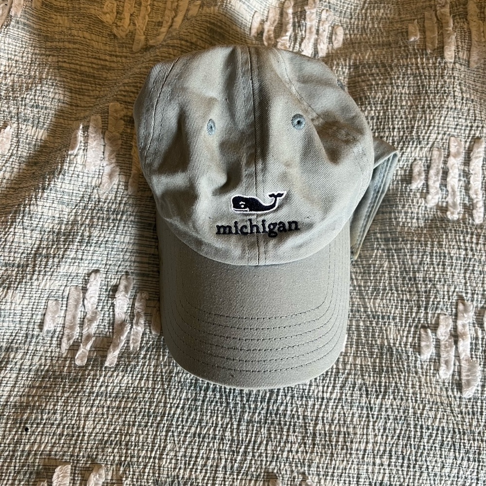 Michigan Embroidered Whale Vineyard Vines Baseball Cap